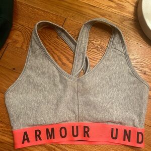 Under armour sports bra size small